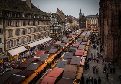 Strasbourg : des marquages au sol fluos pour plus de clarté