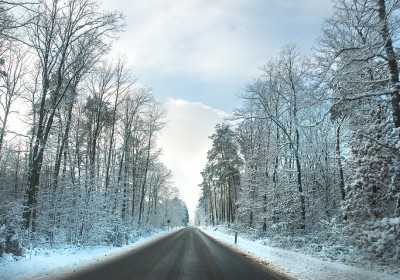 Les routes chauffantes : solution pour faire face à la neige et au verglas ? 